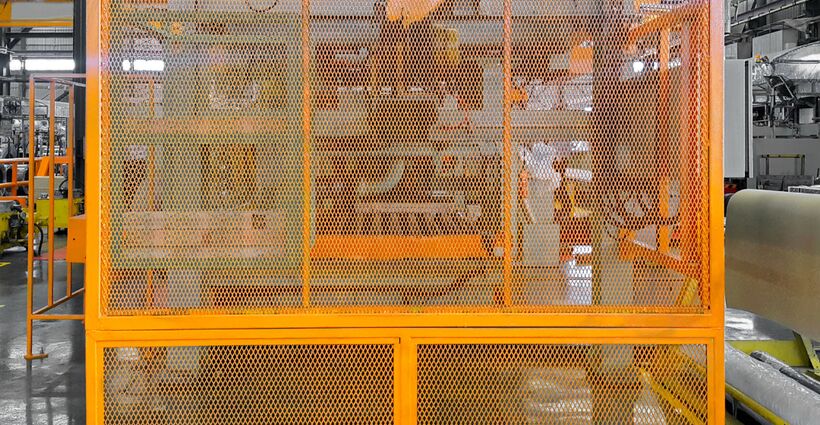Prevent Workplace Injuries: A Guide to Machine Guarding Prevent Workplace Injuries: A Guide to Machine Guarding