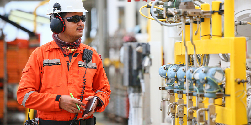 oil and gas worker with PPE